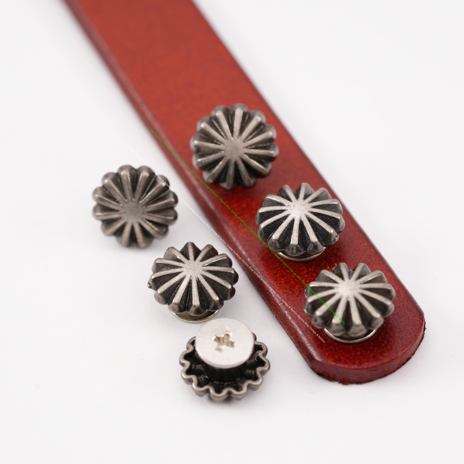 10 PC Kualitas Mode Kecil Gaya - Leathercraft Japan ulasan dan harga